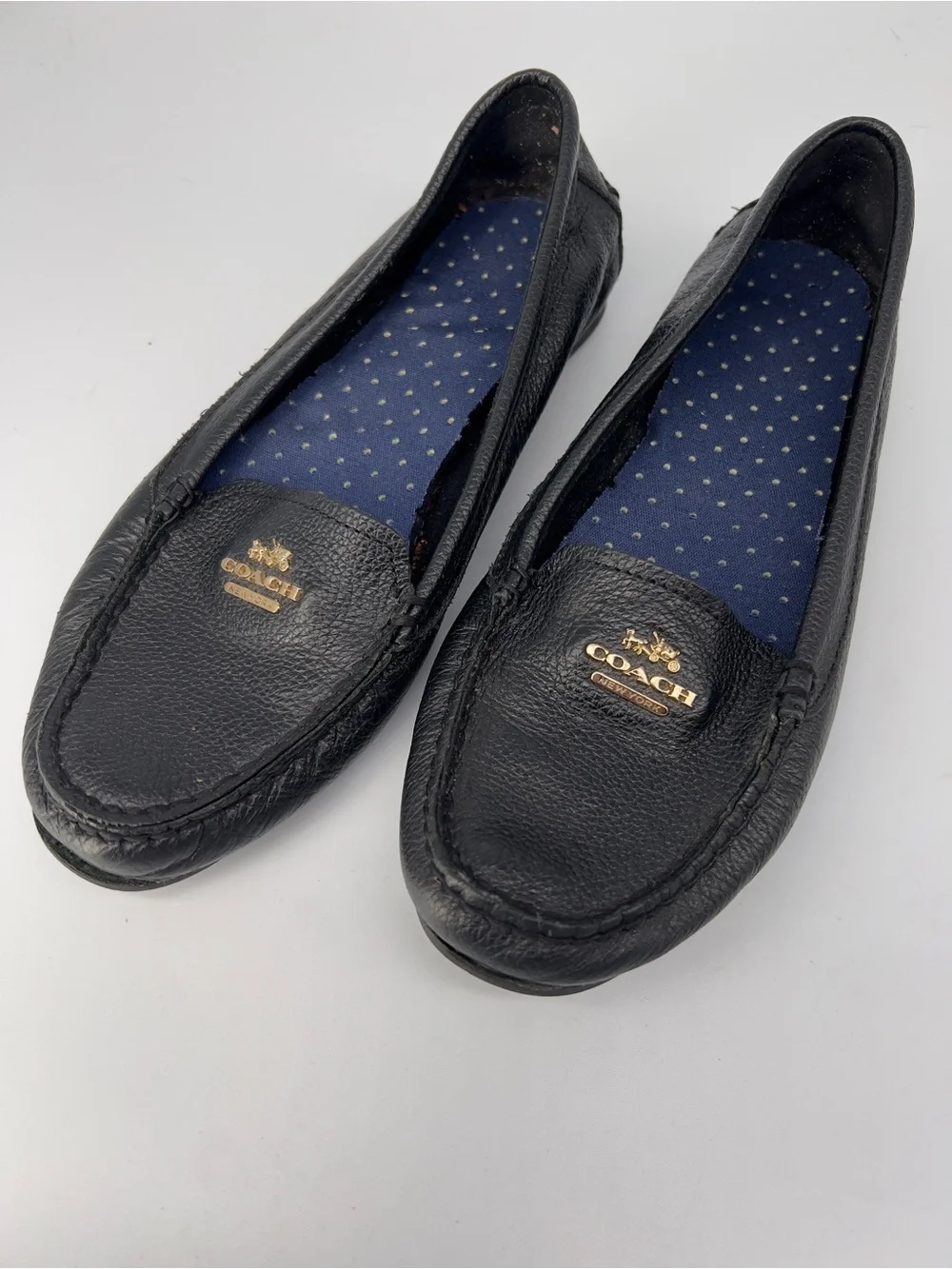 Coach women’s Black Leather Loafers with Gold Logo size 7